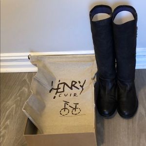 Henry Cuir boots (worn once- like new condition)